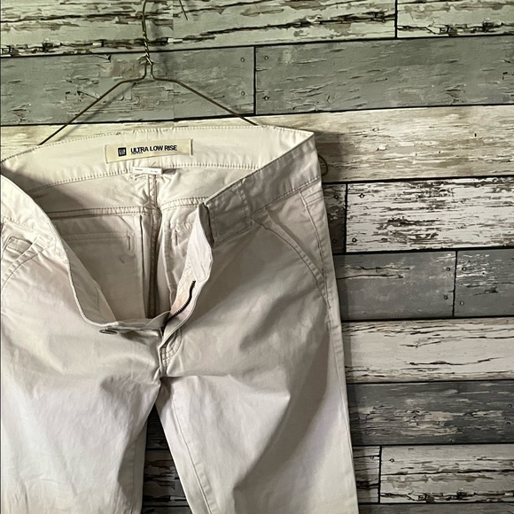 Pants & Jumpsuits Gap Khaki Low Rise Woman Pants Poshmark